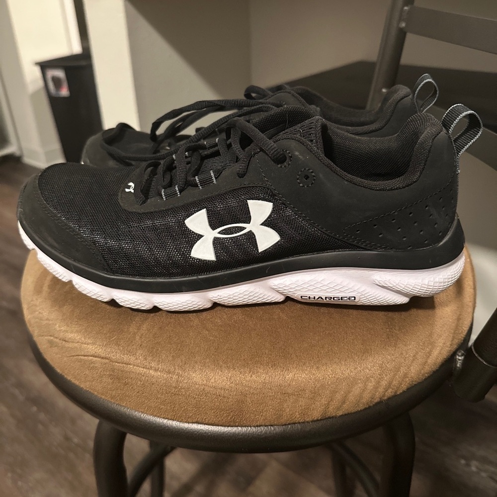 Under Armour shoes men’s 8.5